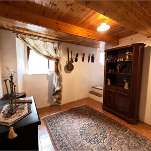 Semi Detached House for Sale in Pistoia