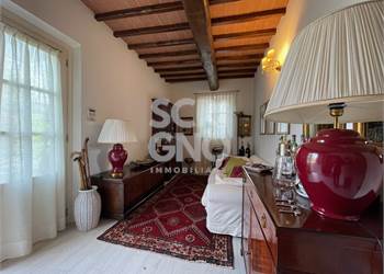 3+ bedroom apartment for Sale in Pistoia